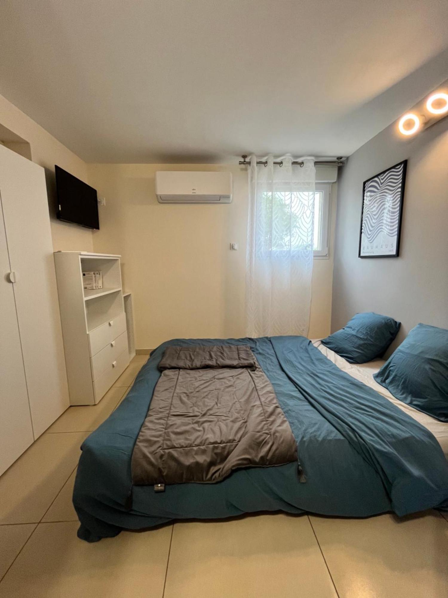 La Provence Avec Piscine Privative En Campagne Apartman Pernes-les-Fontaines Kültér fotó